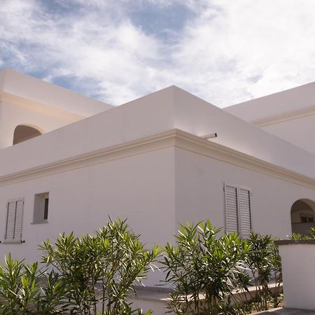 Апарт отель Le Residenze Del Golfo Di Орозеи Экстерьер фото